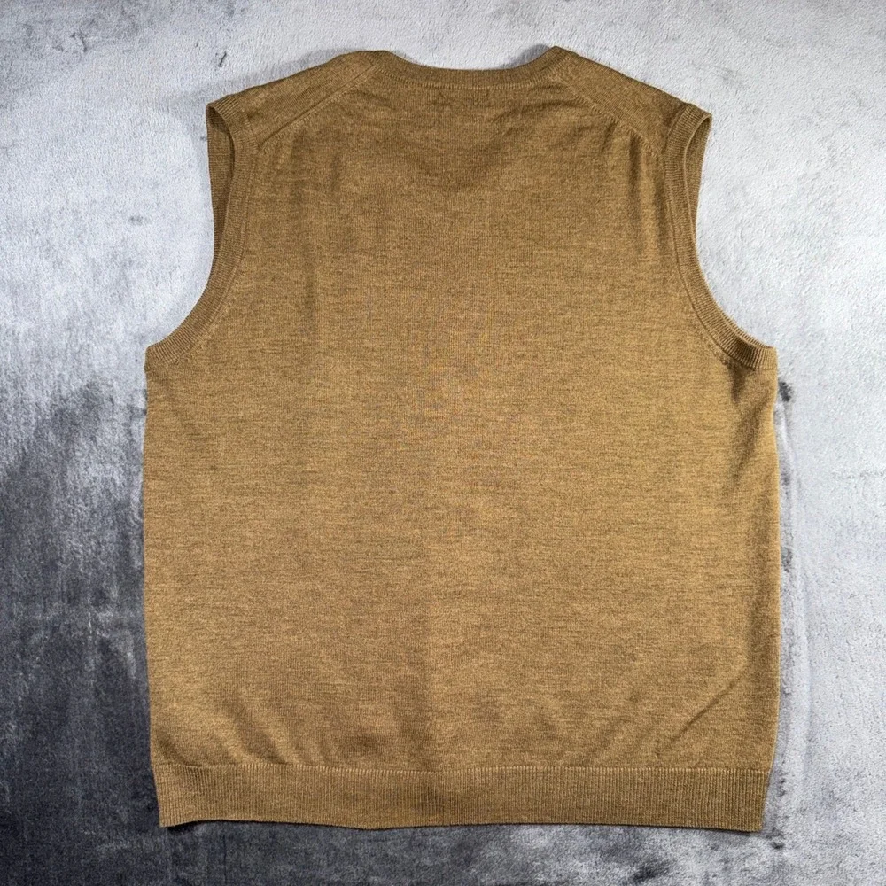 Brooks Brothers 346 Mens Large Brown 100% Merino Wool V-Neck Sweater Vest